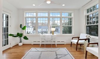 3113 44TH St NW, Washington, DC 20016