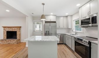 601 Bethesda Ave, Aberdeen, NC 28315