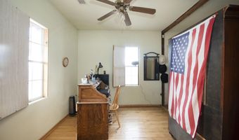 517 E Reinken Ave, Belen, NM 87002