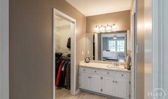 140 Rollingwood Dr, Athens, GA 30605