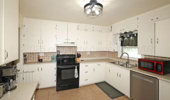 311 WILKERSON Ave, Groom, TX 79039