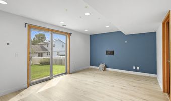 8405 Dolomite Ln, Madison, WI 53719