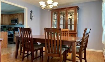 58 Rawlinson Dr, Coventry, RI 02816