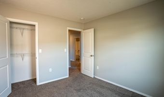 116 Pin Oak Dr, Aurora, MO 65605