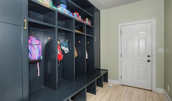 3305 Sedwick St, Ames, IA 50010