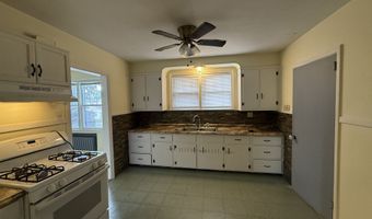 89 Hillside Ave 2nd Floor, Torrington, CT 06790