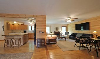 289 Algerie Rd, Becket, MA 01223