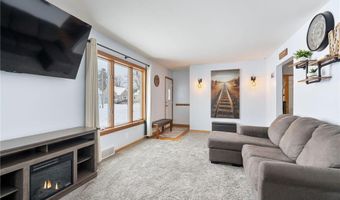 1607 7th St SE, Austin, MN 55912