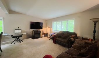 34 Lakeside Dr, Alloway, NJ 07461