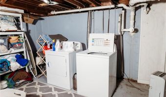 19 Bliven Ave, Bristol, RI 02809