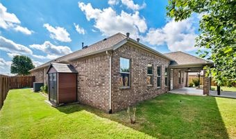 2506 SW Glenn Ridge Rd, Bentonville, AR 72713