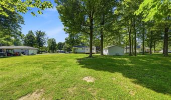 34 Crescent Dr, Akron, NY 14001