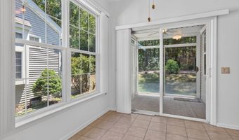 20 Valley Stream Pl, Barnegat, NJ 08005