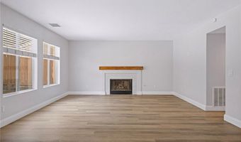1323 Cottonwood Dr, Oceanside, CA 92056