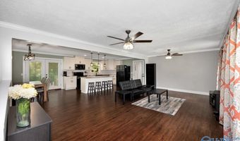 121 11th Pl NW, Arab, AL 35016
