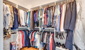 200 N PICKETT St 308, Alexandria, VA 22304