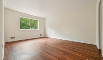 2503 Madaline Dr, Avenel, NJ 07001