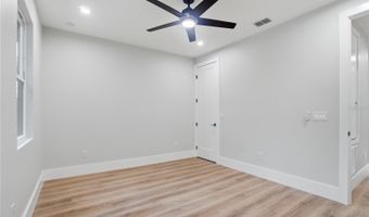 5719 PENINSULAR Dr, Belle Isle, FL 32809