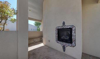2204 Via Granada Pl NW, Albuquerque, NM 87104