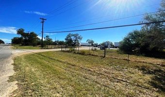 11612 LOOP 107, Adkins, TX 78101