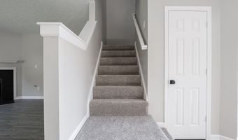 2924 Coles Creek Ln, Indianapolis, IN 46217