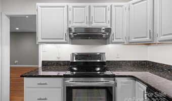 23 Shelby Dr, Asheville, NC 28803