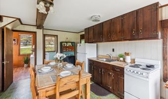 95 Bellwater Ave, Barton, VT 05822