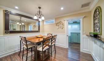 1666 ROBIN HOOD Ln, Clearwater, FL 33764