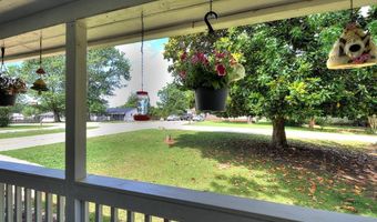 120 Swain Ave, Boiling Springs, SC 29316
