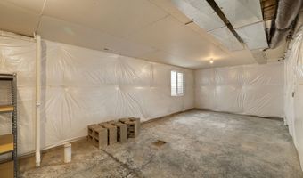 4007 NE 3rd St, Ankeny, IA 50021