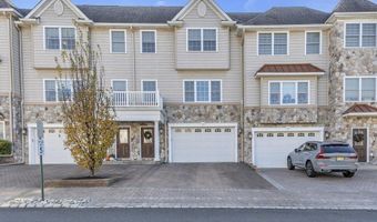 34 White Oak Ln, Aberdeen, NJ 07747