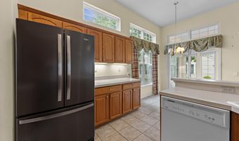 6 Rapids Ct, Barnegat, NJ 08005