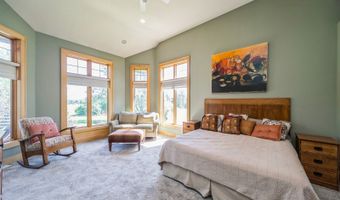 7980 NE 27th Ave, Altoona, IA 50009