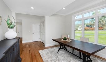 137 County, Amherst, NH 03031
