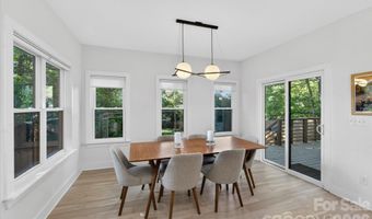 1608 Chippendale Rd, Charlotte, NC 28205