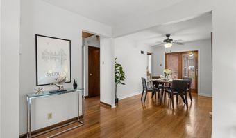 9204 Kit Dr, Affton, MO 63123