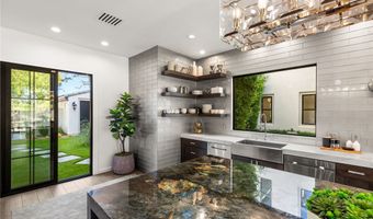2747 Turtle Head Peak Dr, Las Vegas, NV 89135