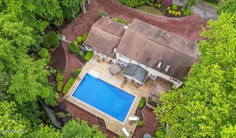 221 Lloyd Rd, Aberdeen, NJ 07747