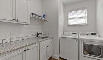 3900 SW Layton Rd, Bentonville, AR 72713