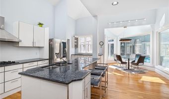 35 River Run, East Greenwich, RI 02818