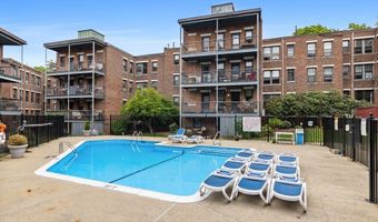 100 Lanark Rd 4, Boston, MA 02135