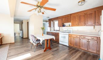 6467 Hares Ln, Wentworth, SD 57075