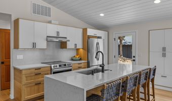 18943 Martingale Cir, Bend, OR 97703