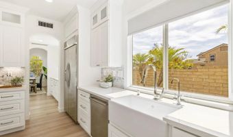2337 Douglaston Gln, Escondido, CA 92026