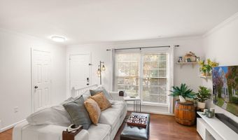 43273 CLEARNIGHT Ter, Ashburn, VA 20147