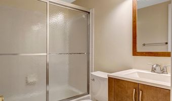 7758 DONNYBROOK Ct 101, Annandale, VA 22003