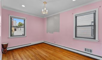 183 W 1ST St, Bayonne, NJ 07002
