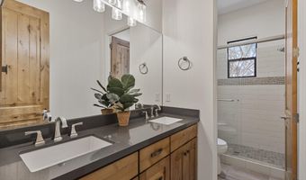 21620 W Buckwheat Ln, Congress, AZ 85332