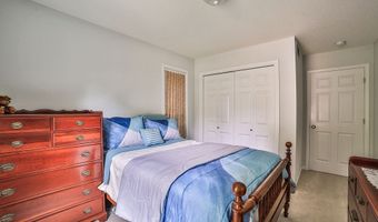 125 Stahl Rd, Amherst, NY 14068