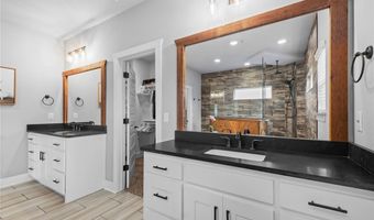 3780 Bitterroot St, Bentonville, AR 72712